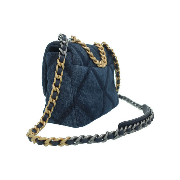 Chanel Handbag 19 - Picture 1 of 9